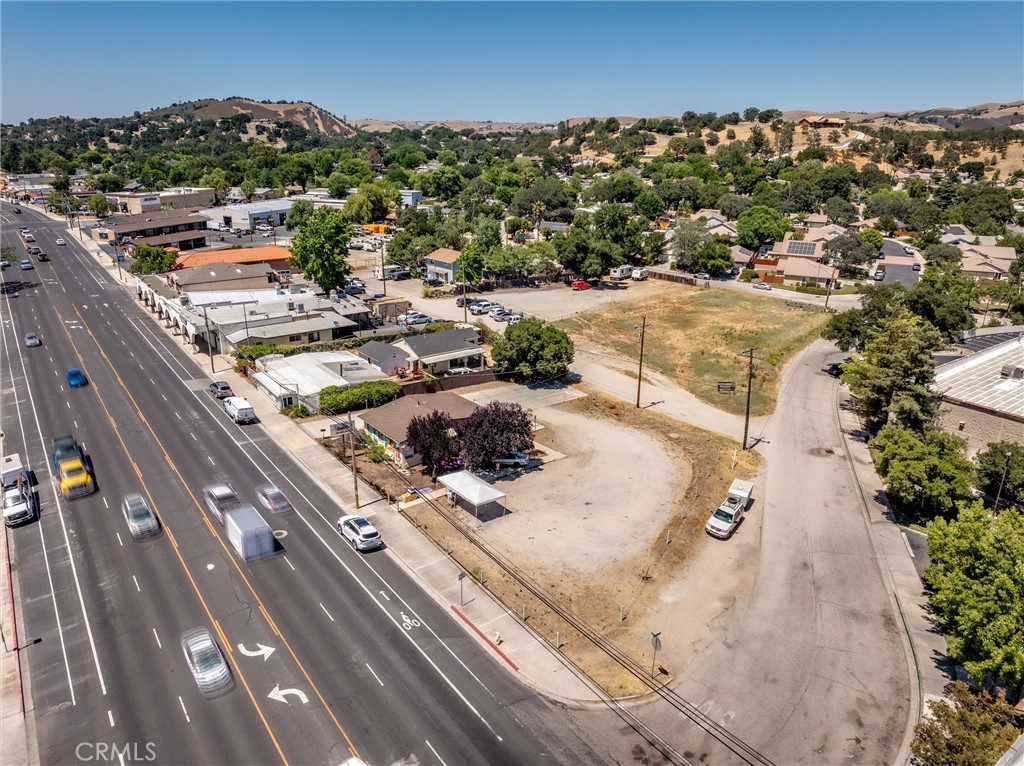 8575 El Camino Real