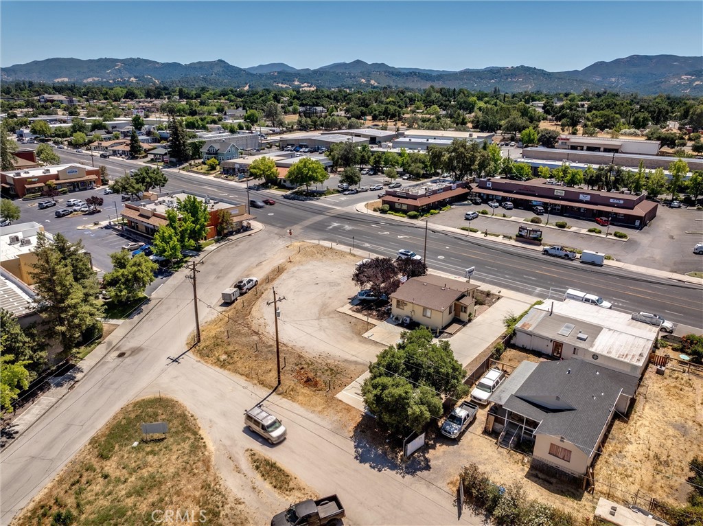 8575 El Camino Real