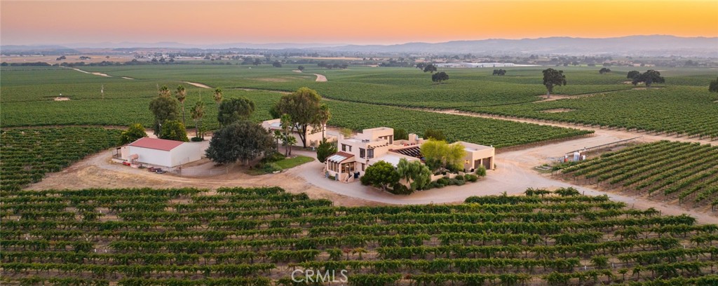 7010 Wilderness Lane