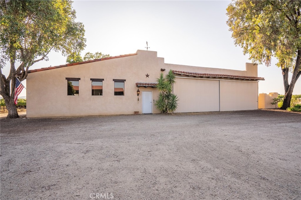 7010 Wilderness Lane