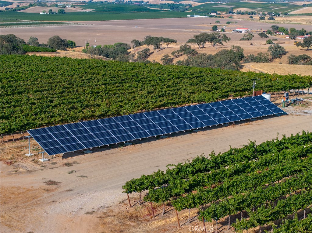 7010 Wilderness Lane