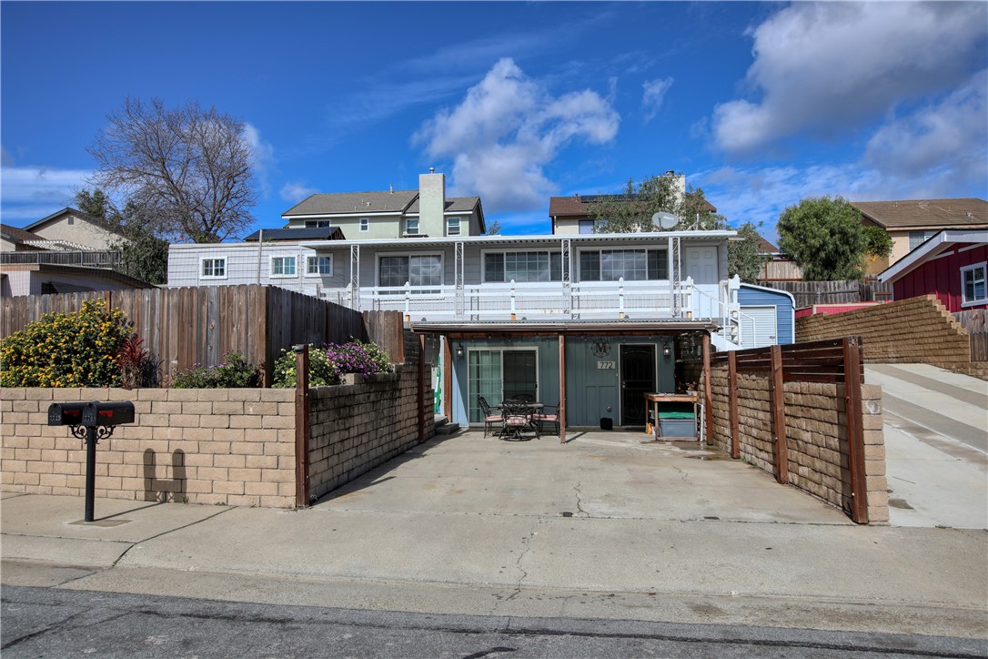 770 772 Beverly