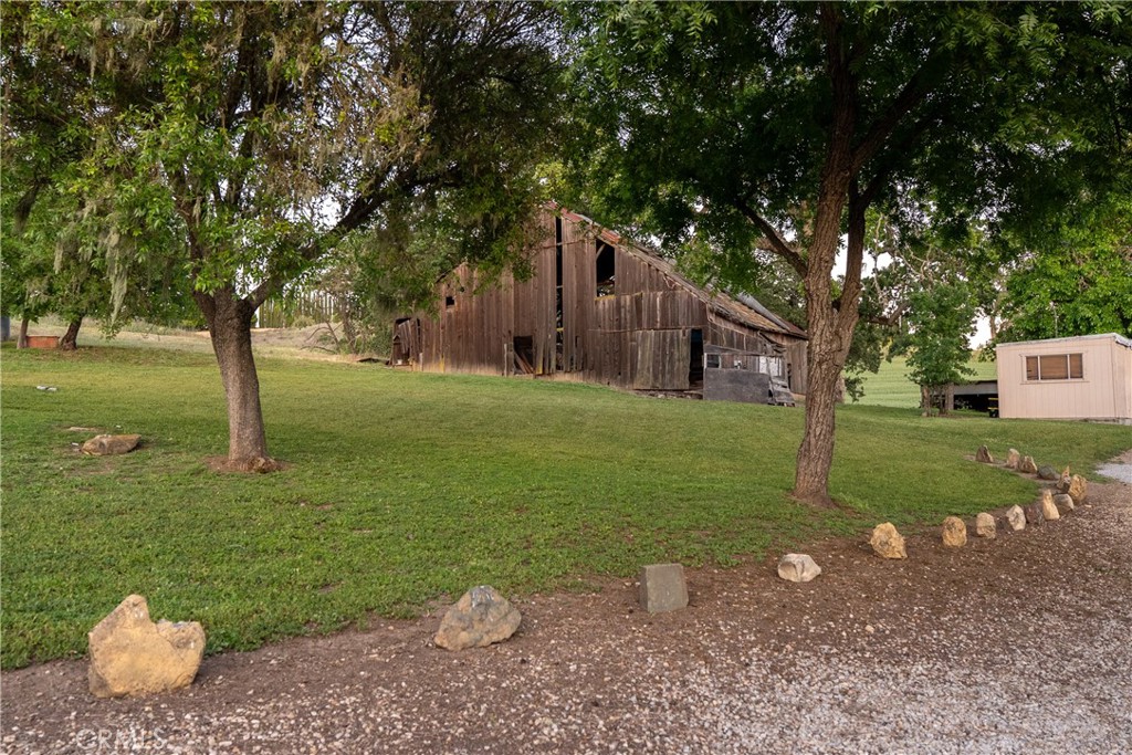 5250 , 5260 Vineyard