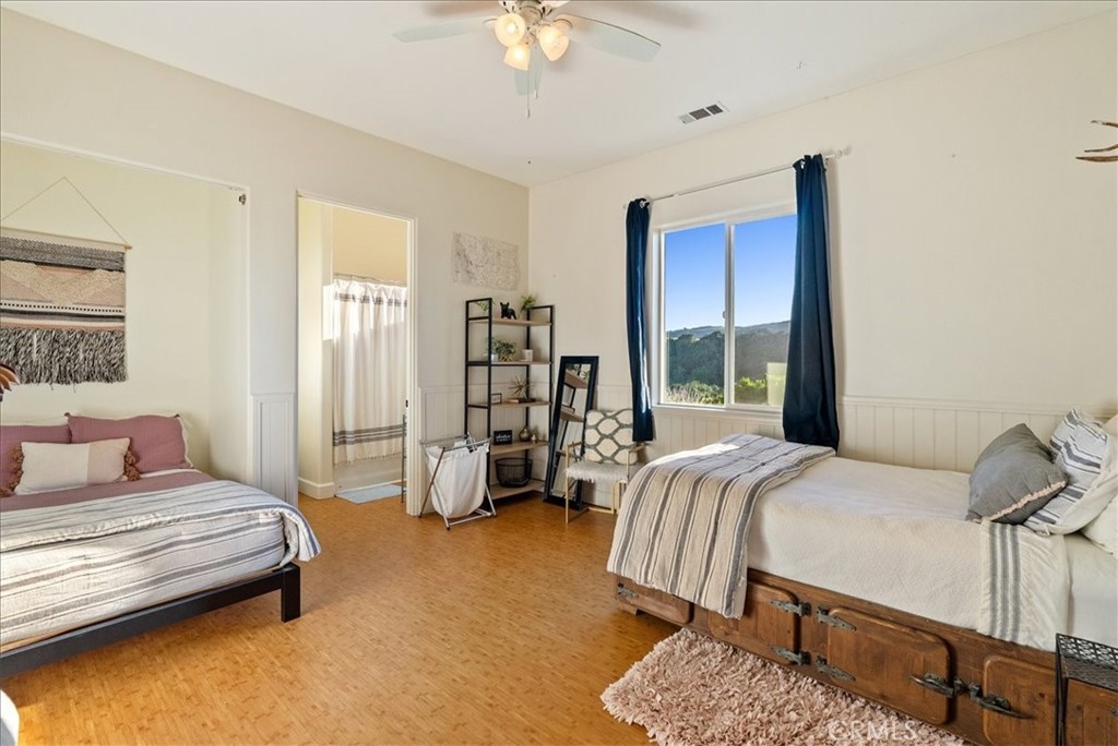 5250 , 5260 Vineyard