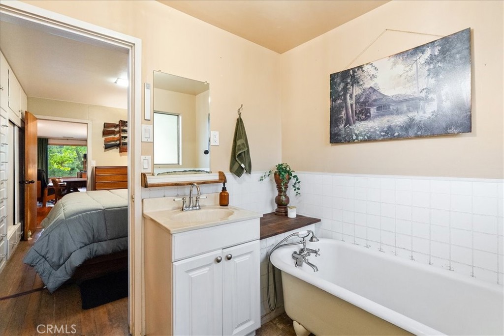 5250 , 5260 Vineyard