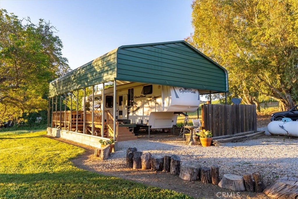 5250 , 5260 Vineyard