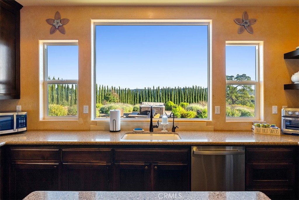 5250 , 5260 Vineyard