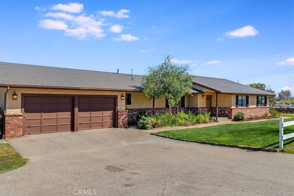 1225 Santa Rita