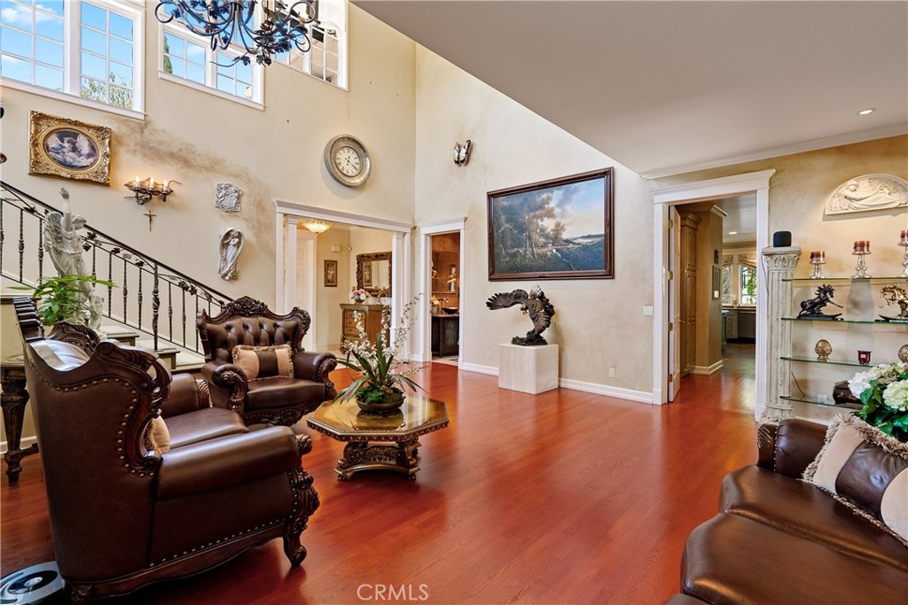 5405 Vineyard Drive