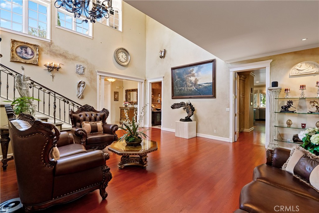 5405 Vineyard Drive