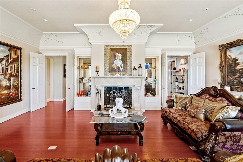 5405 Vineyard Drive