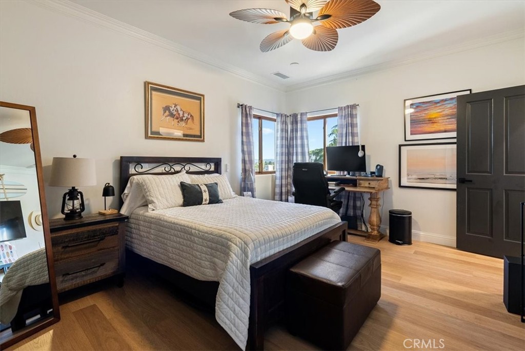 6275 Twin Canyon