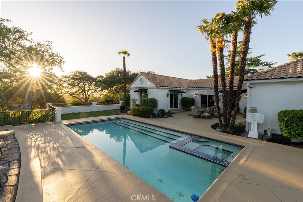 6275 Twin Canyon