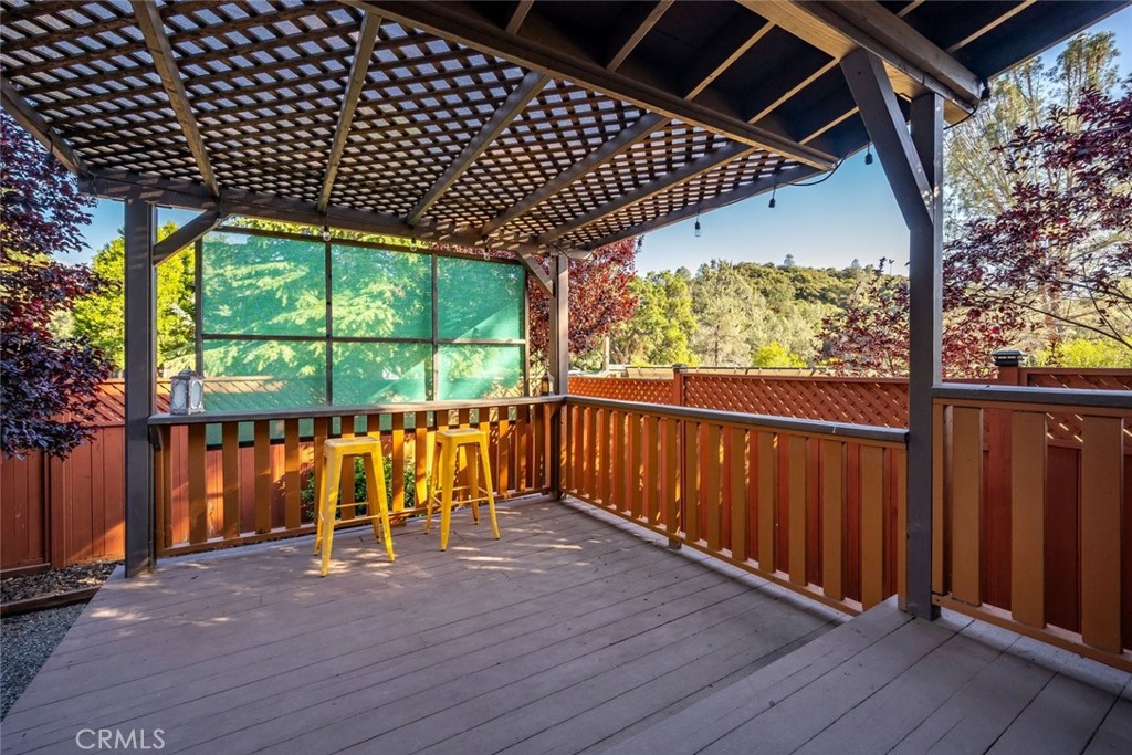 1350 Parkhill