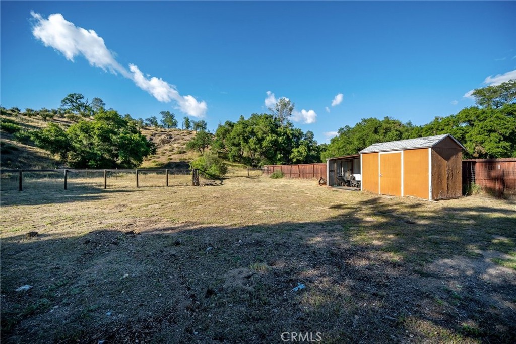 1350 Parkhill