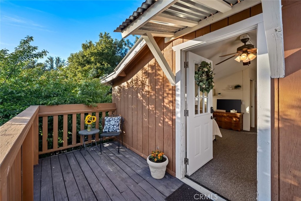 1350 Parkhill