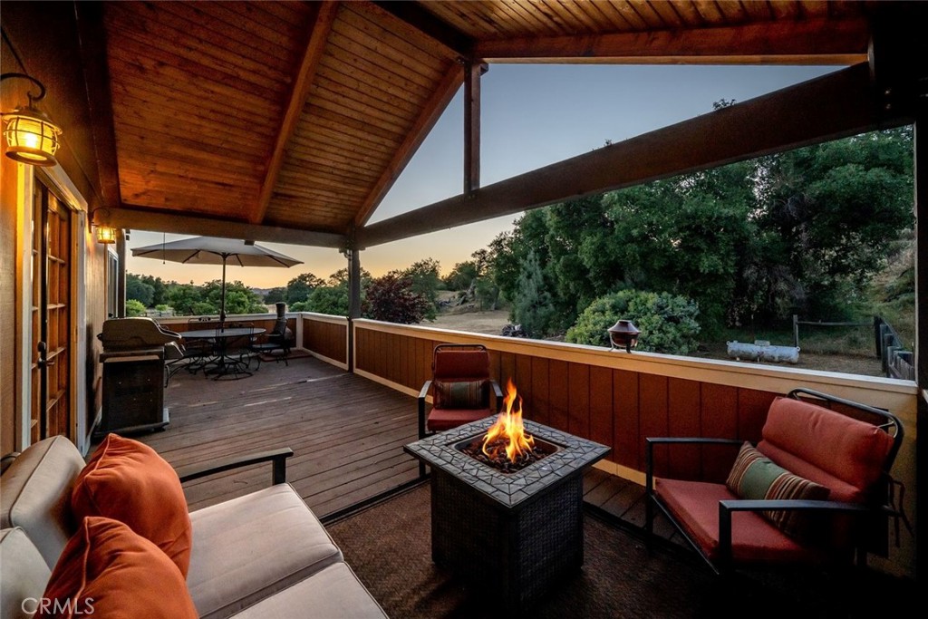 1350 Parkhill