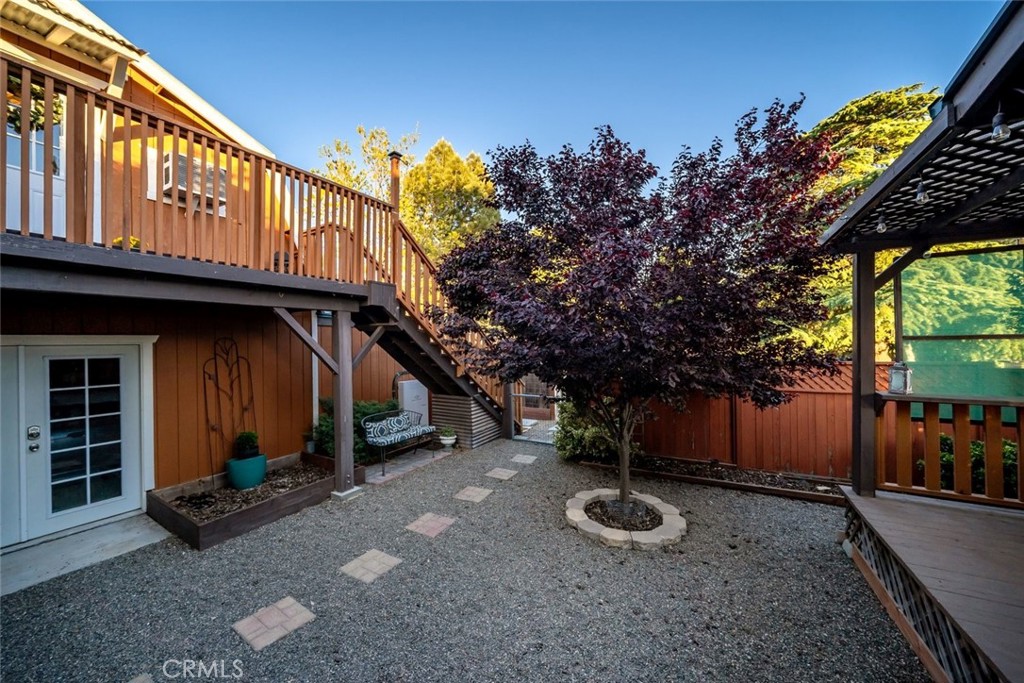 1350 Parkhill