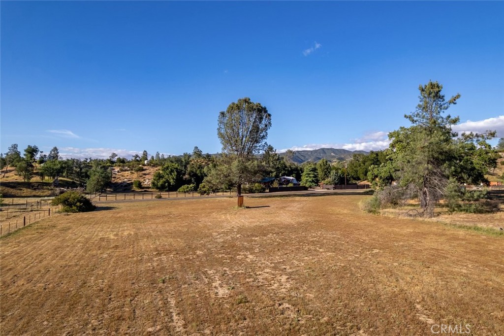 1350 Parkhill