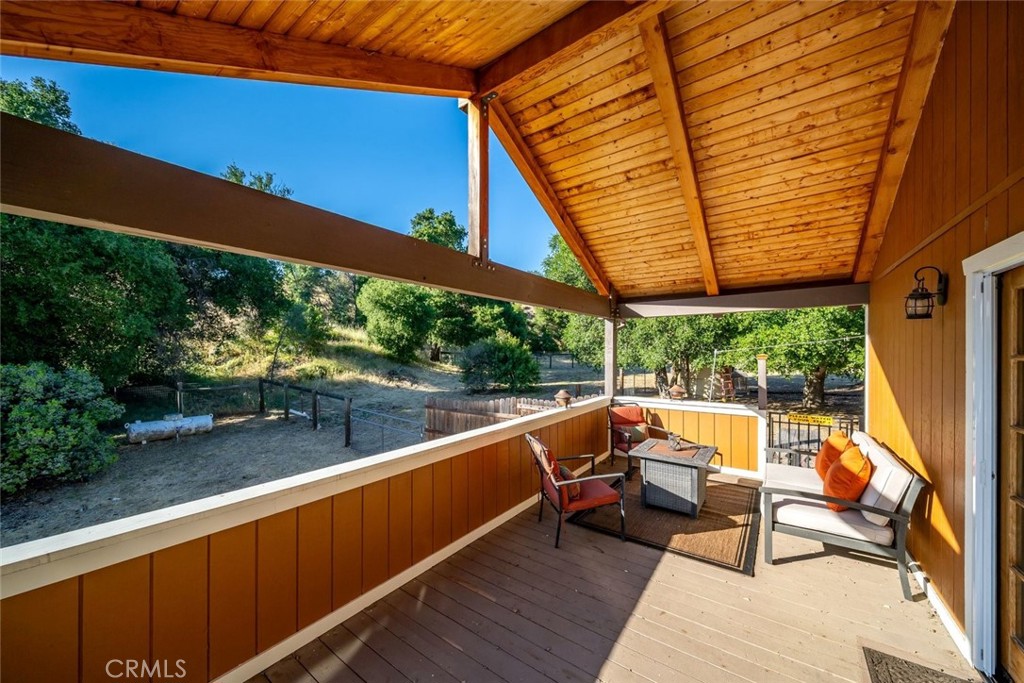 1350 Parkhill