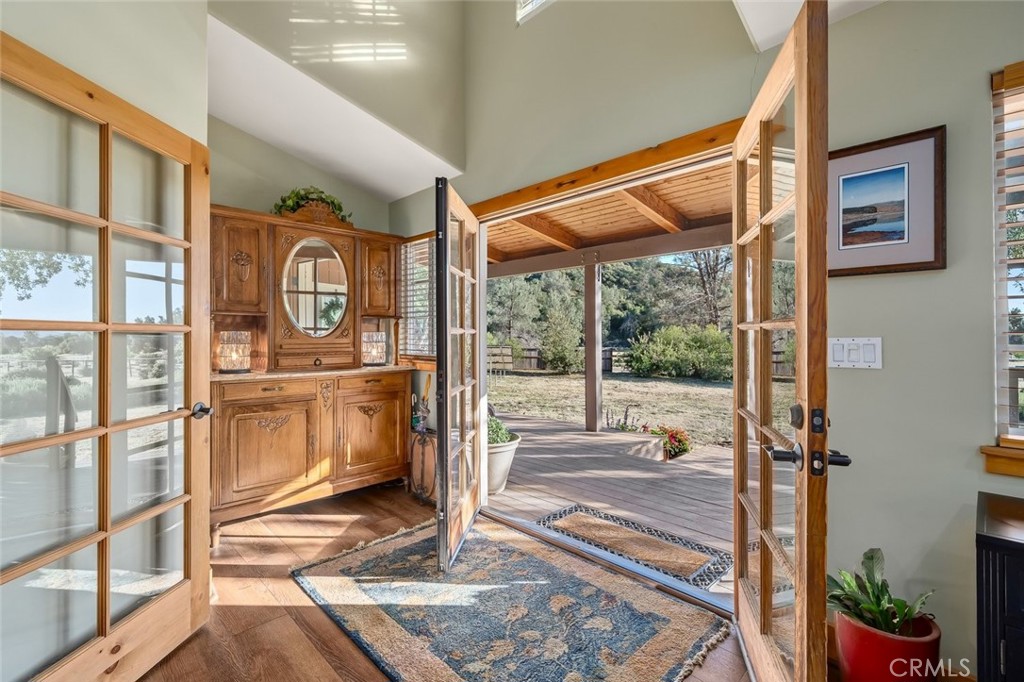 1350 Parkhill