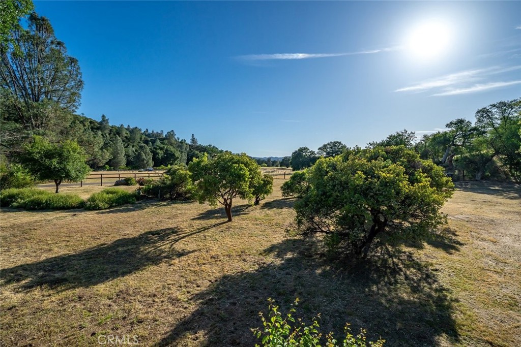1350 Parkhill