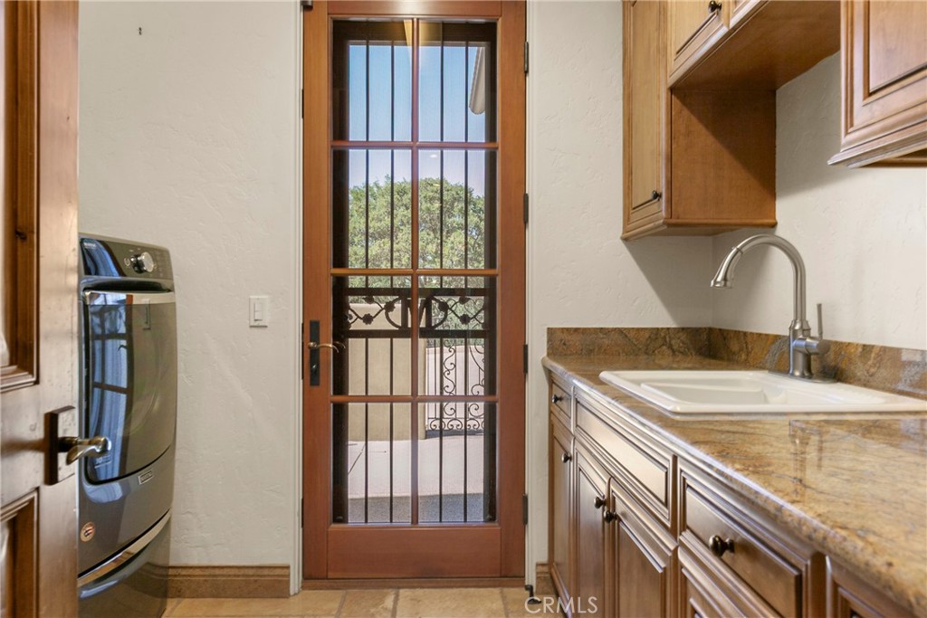 1661 Burnt Rock
