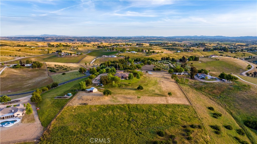 6130 Buckhorn Ridge