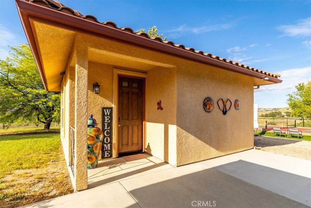 6130 Buckhorn Ridge