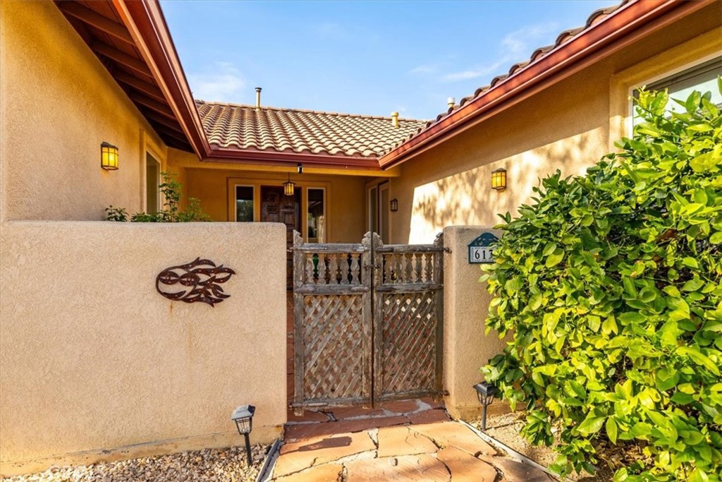 6130 Buckhorn Ridge