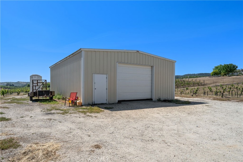 5720 Serrano