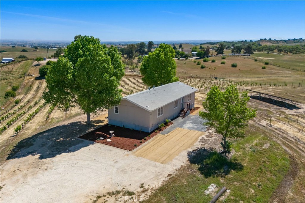 5720 Serrano