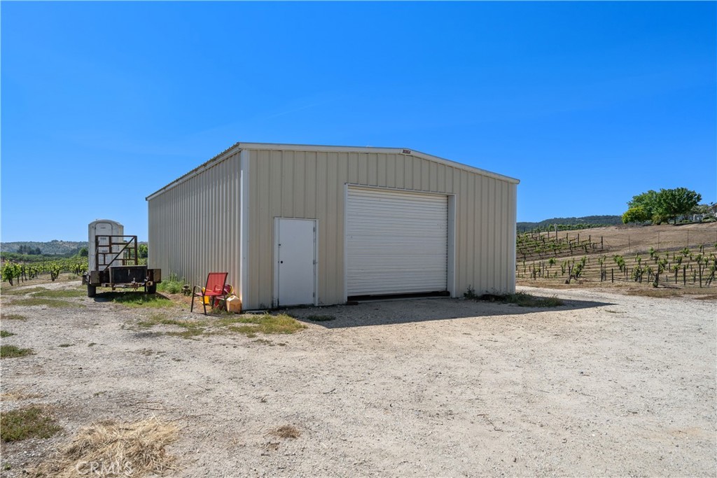 5720 Serrano