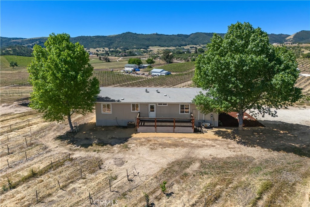 5720 Serrano