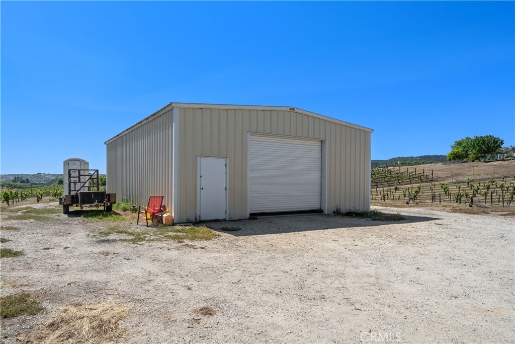 5720 Serrano