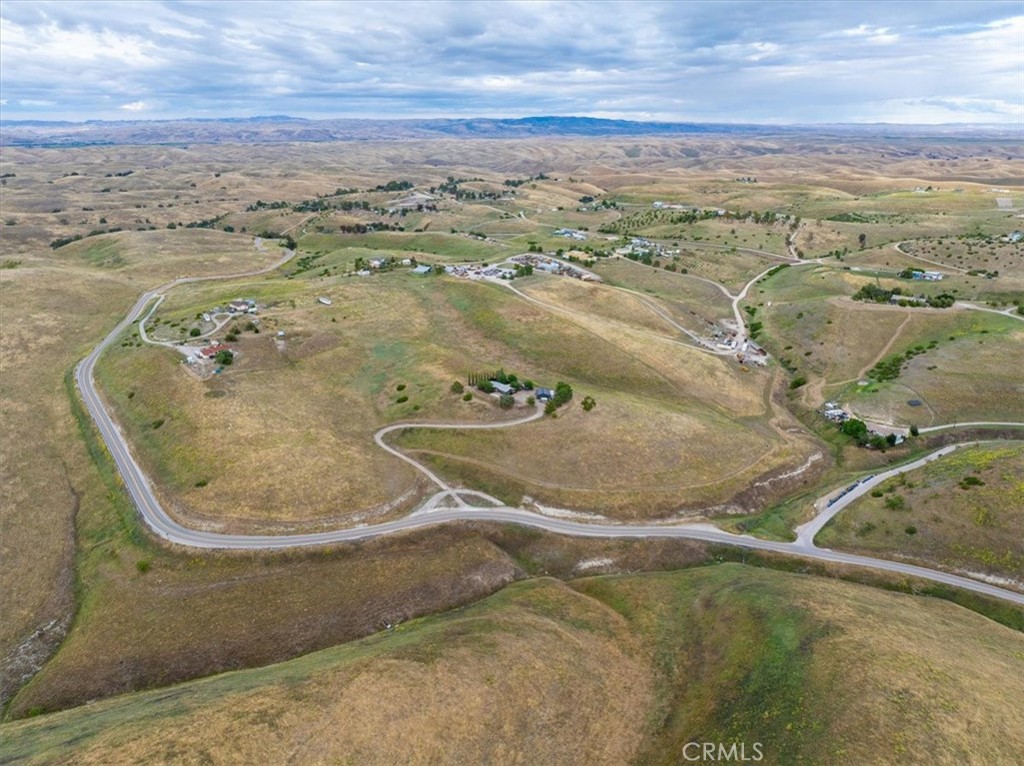 3775 E Highway 41