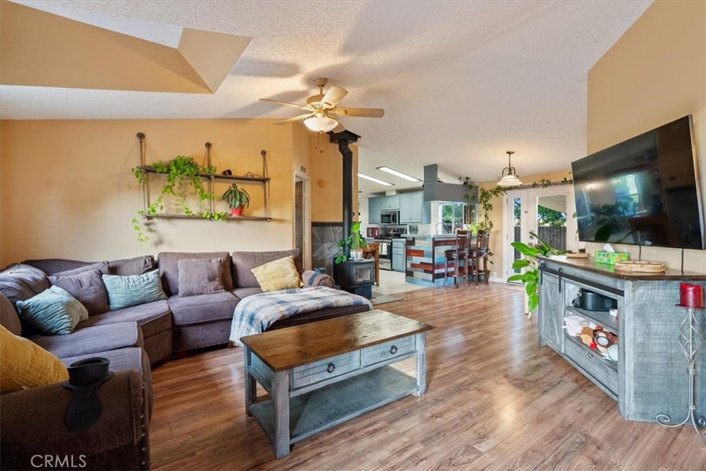 3775 E Highway 41