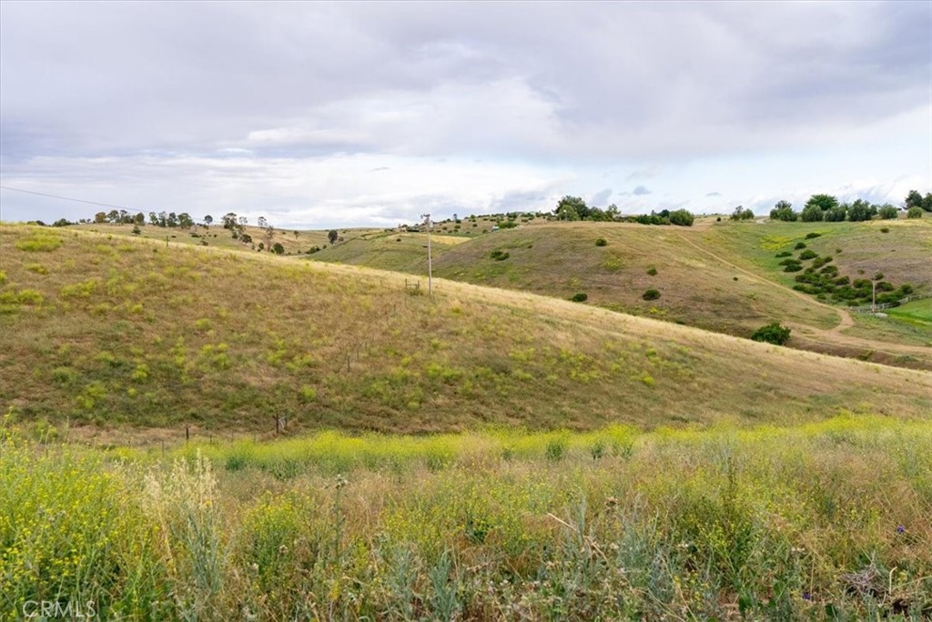 3775 E Highway 41