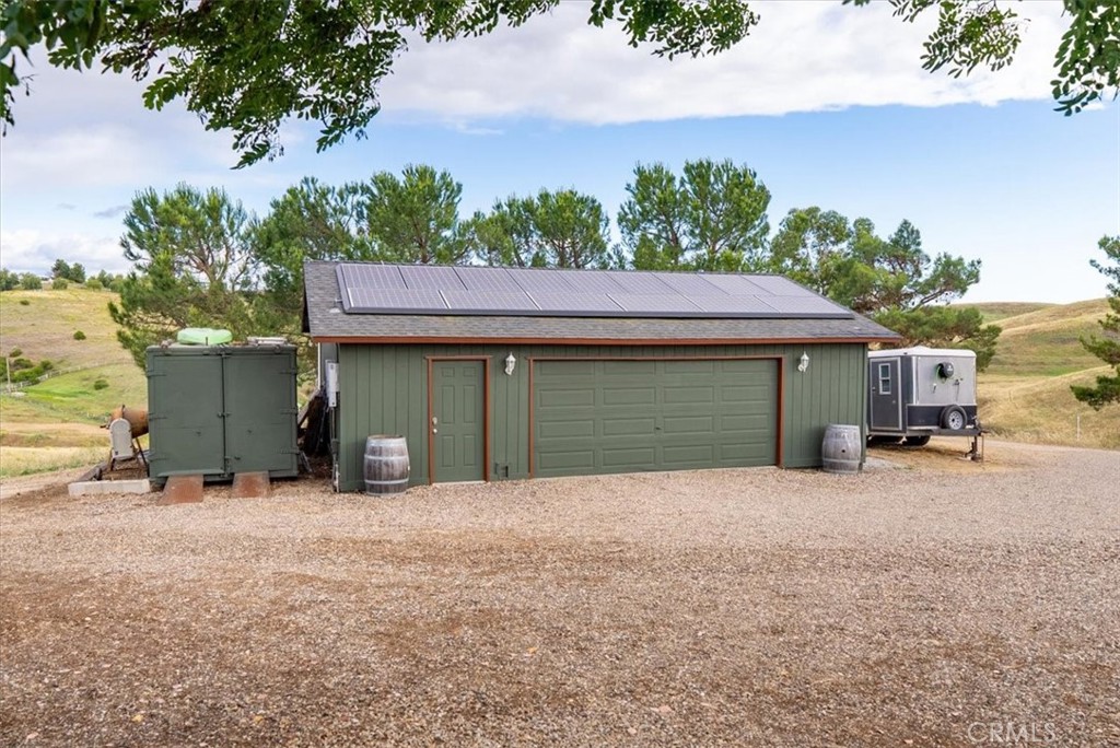 3775 E Highway 41
