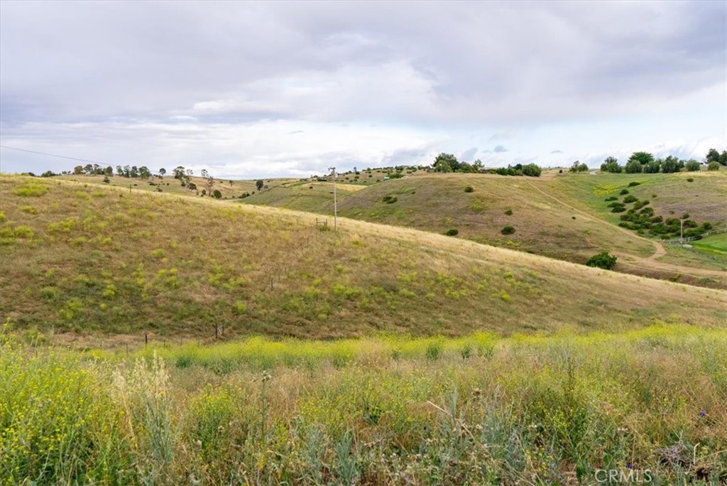 3775 E Highway 41