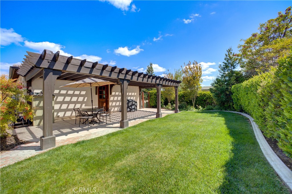 1090 Muscat Court