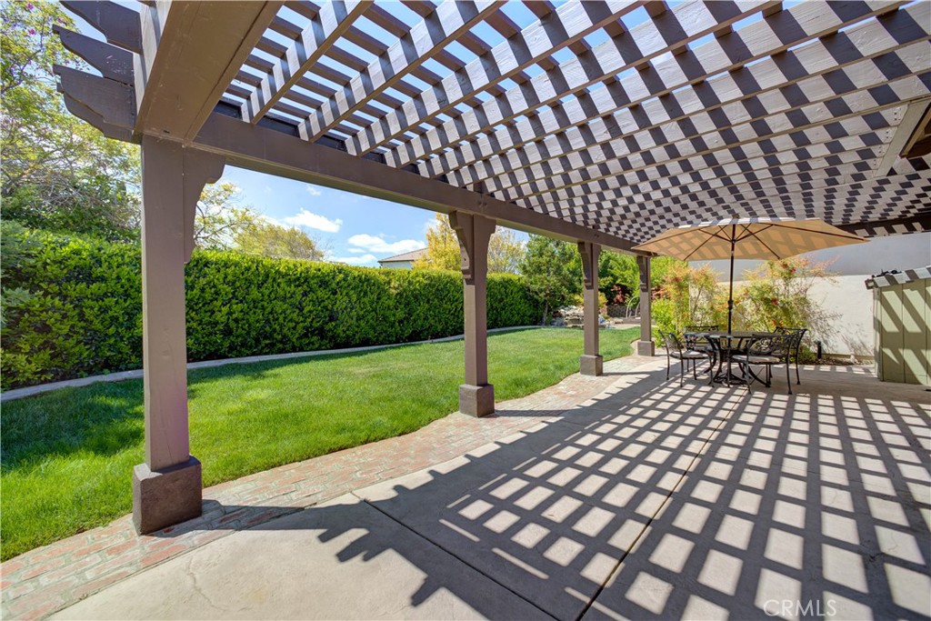 1090 Muscat Court