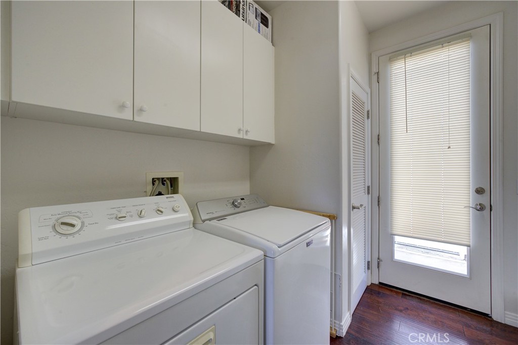 1090 Muscat Court