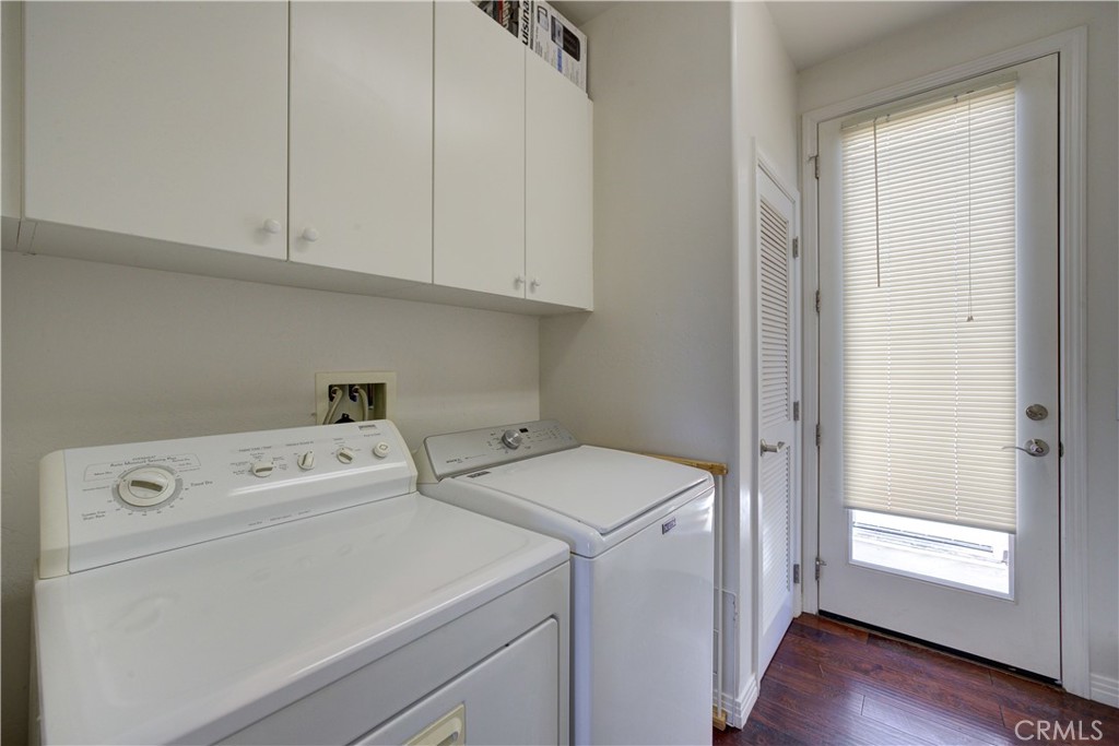 1090 Muscat Court