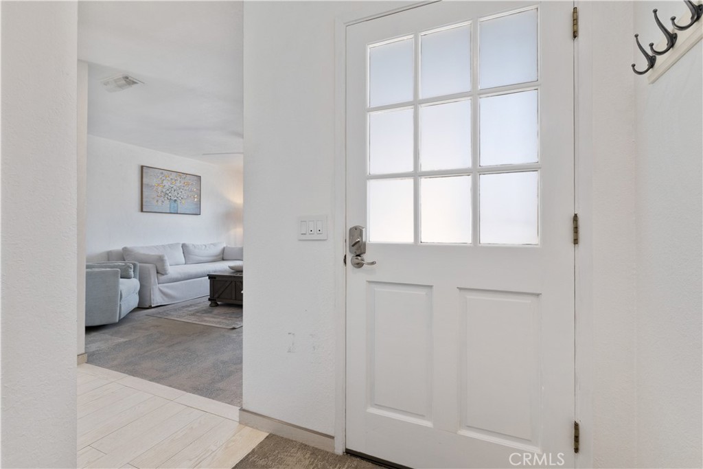 1215 Farroll B