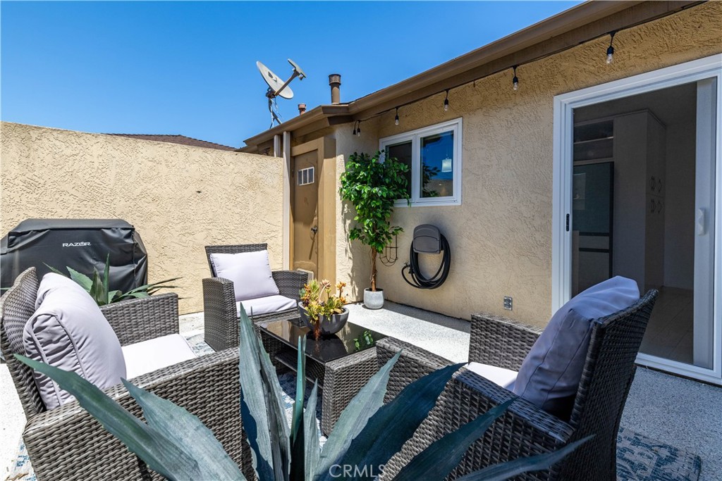 1215 Farroll B