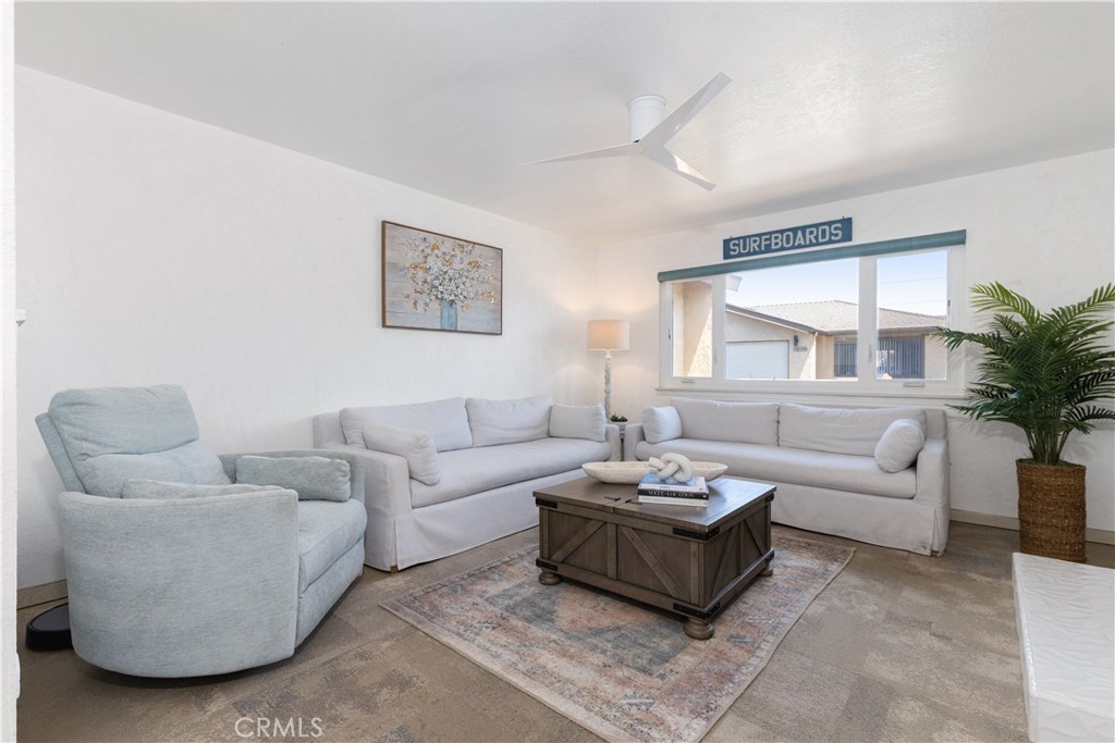 1215 Farroll B