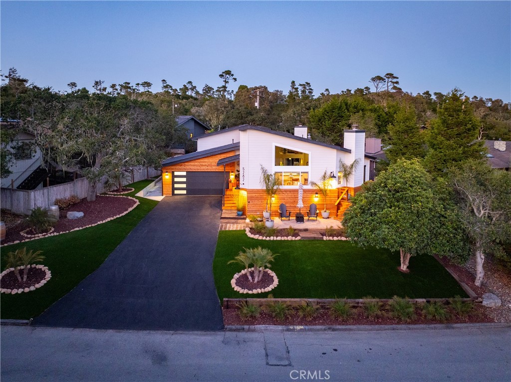 5282 Hillcrest