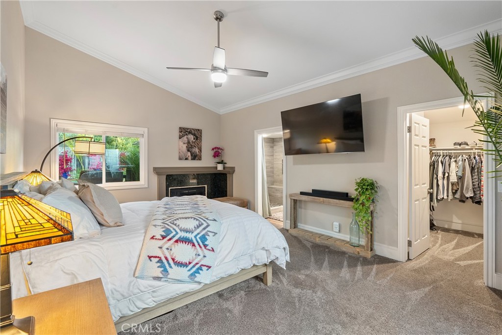 5282 Hillcrest