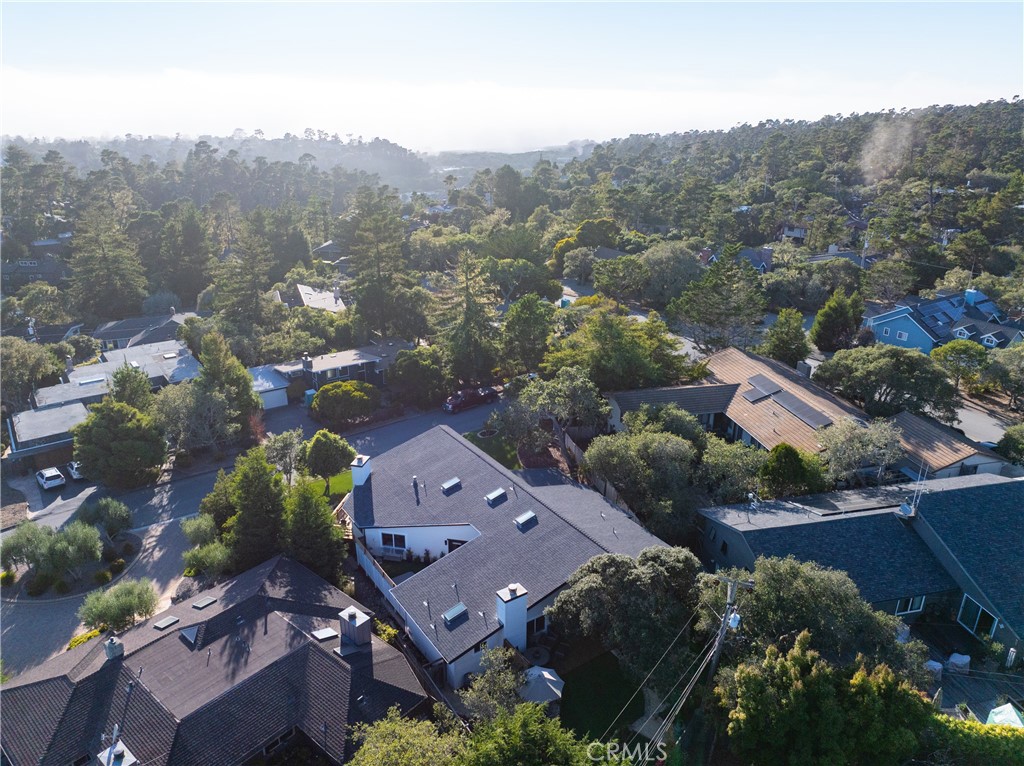 5282 Hillcrest